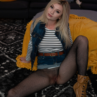 Android 18 Cosplay photo gallery by Blaze Fyre