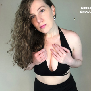 Goddess Amira APClips.com profile