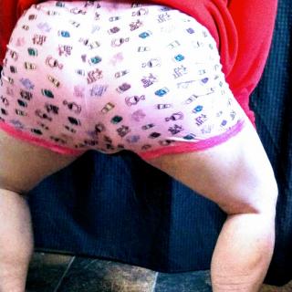 Twerk pics in my cute pink booty shorts (on and off) photo gallery by Pumpsy The Clown