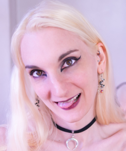 Sexi Lexi APClips.com profile